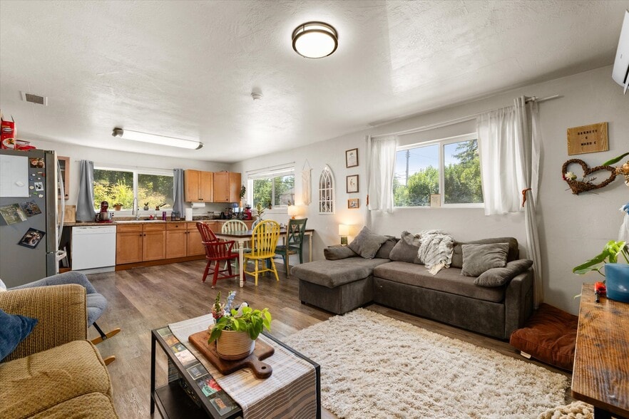 More Photos Of 224 17th Ave S, Nampa Religious Facility For Sale