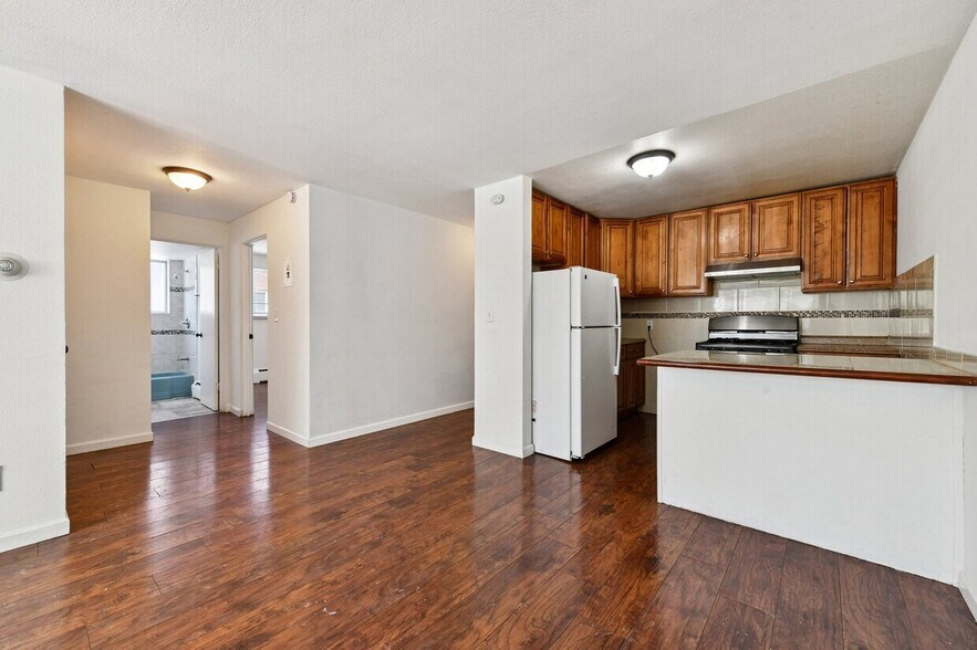 More Photos Of 1725 W Mosier Pl, Denver Apartments For Sale