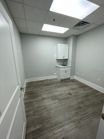 More Photos Of 3529 Adirondack Way, Wilmington Apartments For Lease