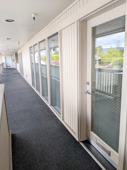 More Photos Of 1100 Lincoln Ave, Napa Medical For Lease