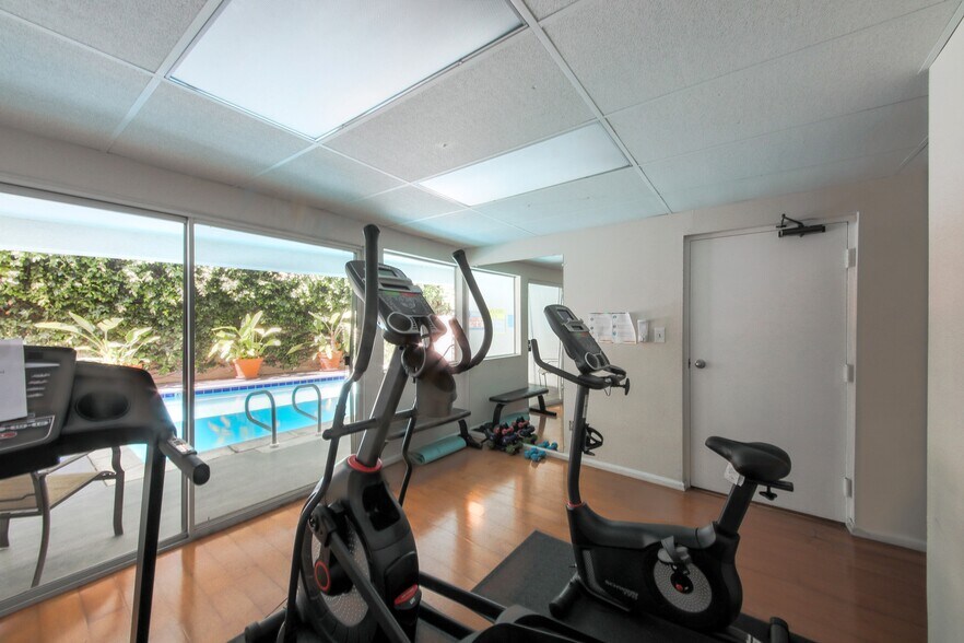 More Photos Of 13028 Valleyheart Dr, Studio City Apartments For Sale