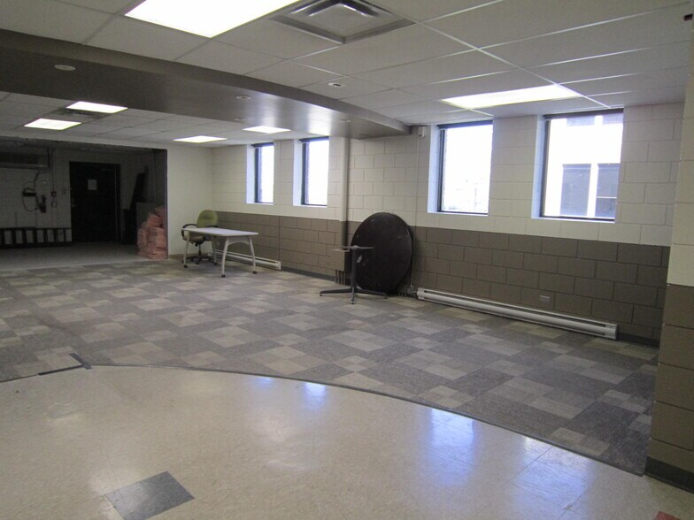 More Photos Of 1970 Merivale Rd, Ottawa Flex For Lease