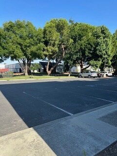 More Photos Of 2130-2162 Ringwood Ave, San Jose Showroom For Sale