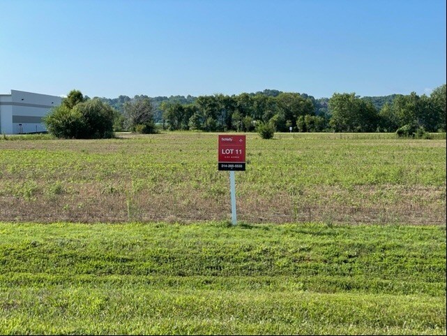 More Photos Of Wings Corporate Dr, Chesterfield Land For Sale