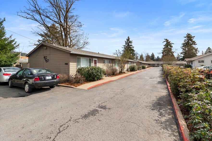 Primary Photo Of 7926 SE Johnson Creek Blvd, Portland Apartments For Sale