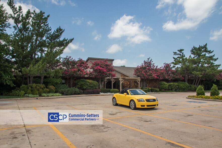 More Photos Of 4417 W Gore Blvd, Lawton Medical For Sale