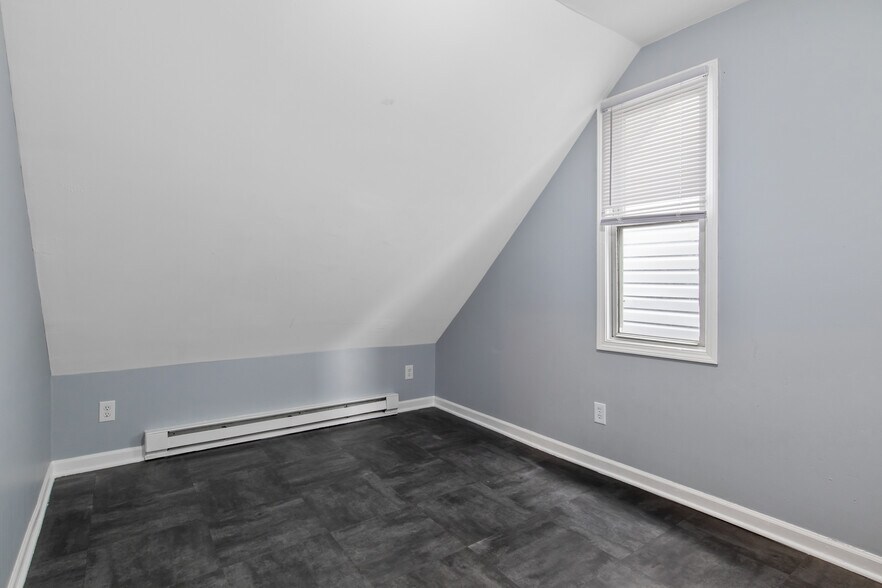 More Photos Of 1002 Butternut St, Syracuse Apartments For Sale