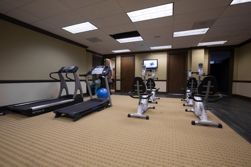 More Photos Of 5803 NW 151st St, Miami Lakes Office For Sale