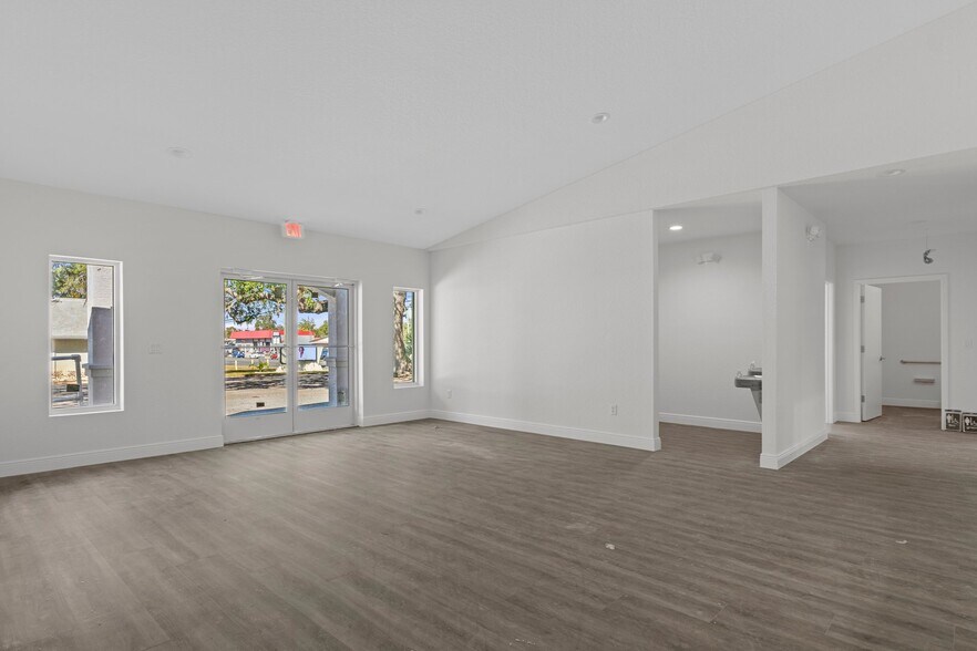 More Photos Of 2519 Highway 44 W, Inverness Office For Sale