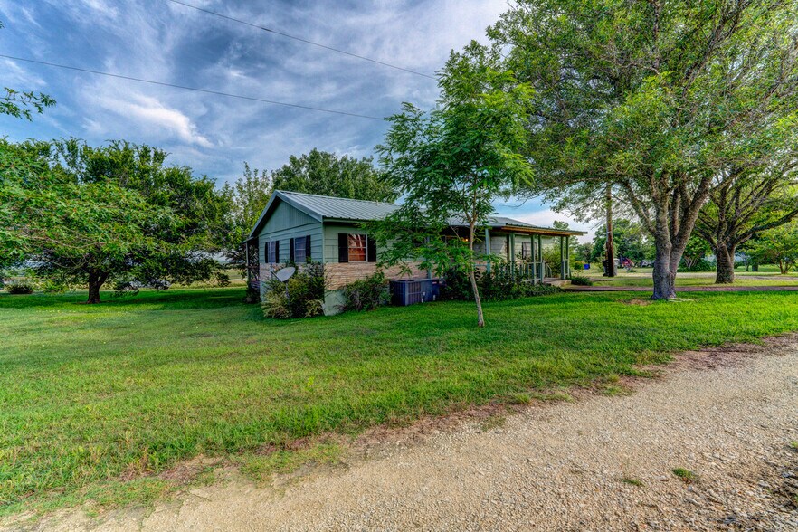 More Photos Of 83 Roots Rd, Martindale Manufactured Housing Mobile Home Park For Sale