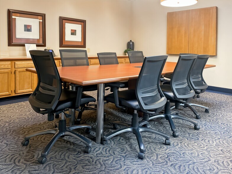 More Photos Of 155 E Boardwalk Dr, Fort Collins Coworking Space