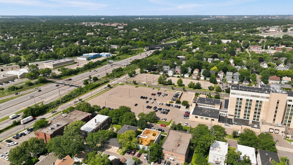 More Photos Of 394 Pierce St, Saint Paul Apartments For Sale