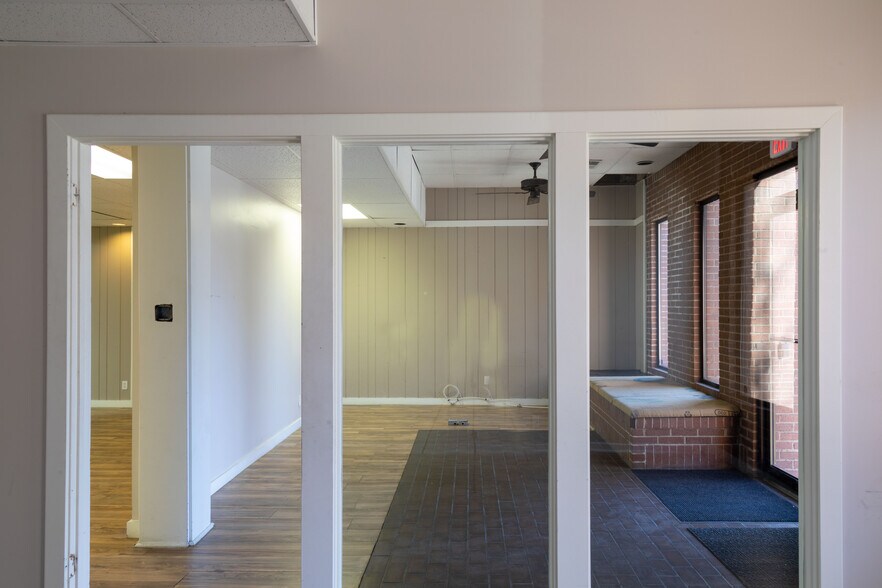 More Photos Of 2562 Washington Blvd, Ogden Loft Creative Space For Lease