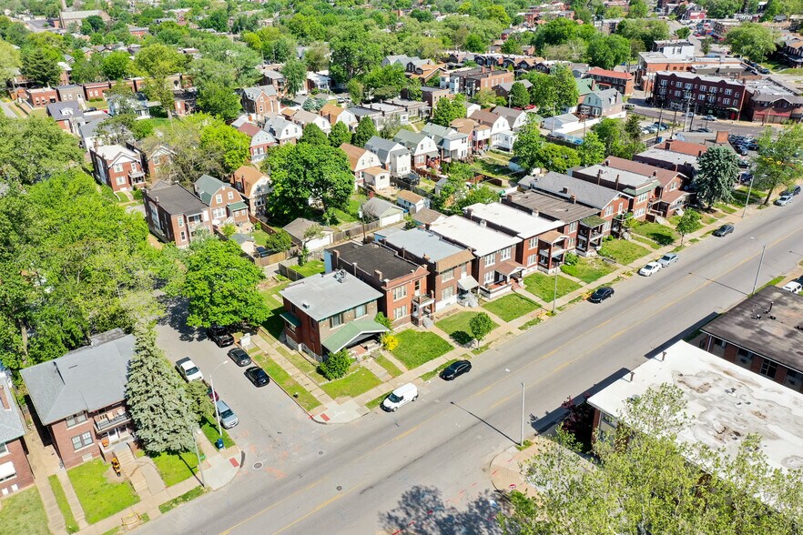 More Photos Of 4247 S Grand Blvd, Saint Louis Medical For Sale