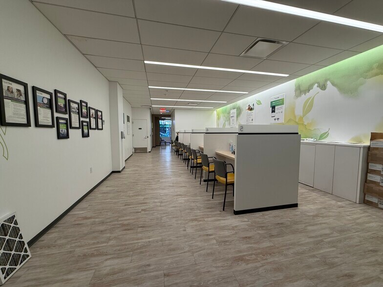 More Photos Of 314 Brighton Beach Ave, Brooklyn Storefront Retail Office For Lease