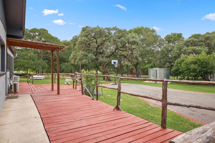 More Photos Of 319 Los Indios Ranch Rd, Boerne Specialty For Sale