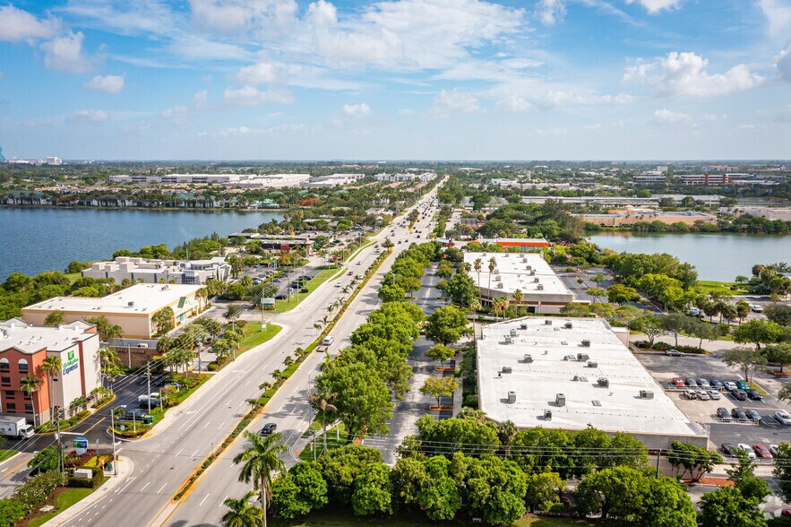 More Photos Of 2501 Davie Rd, Davie Light Manufacturing For Lease