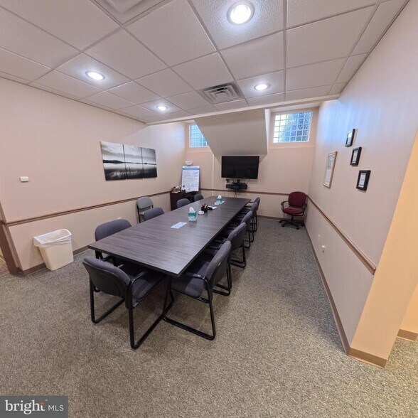 More Photos Of 1515 Mount Hope Ave, Pottsville Office For Sale