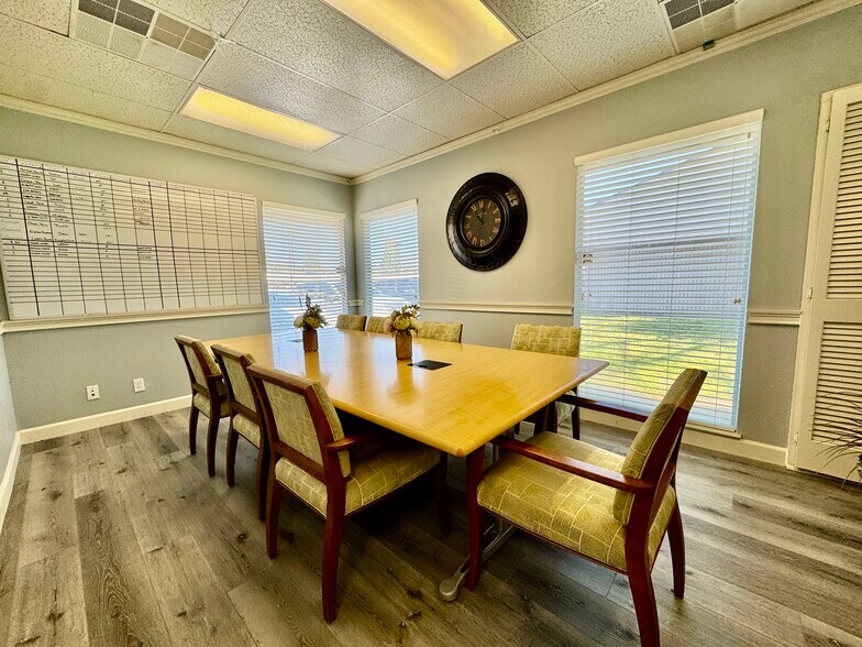 More Photos Of 2522 Grand Canal Blvd, Stockton Office For Sale