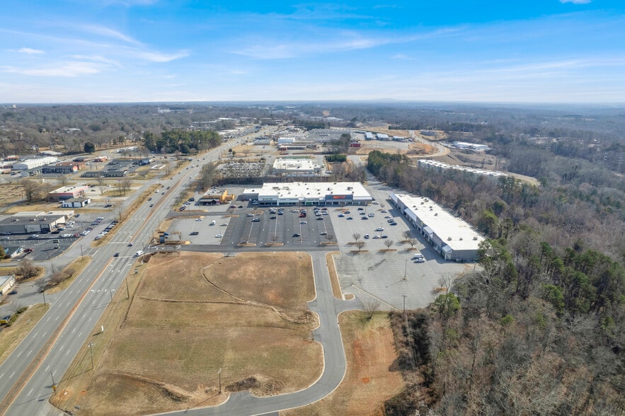 Primary Photo Of 499 US Highway 70 SW, Hickory Land For Lease