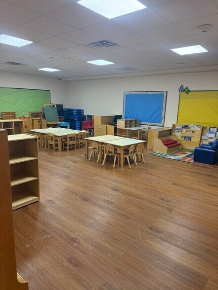 More Photos Of 21918 Horace Harding Expy, Oakland Gardens Schools For Lease
