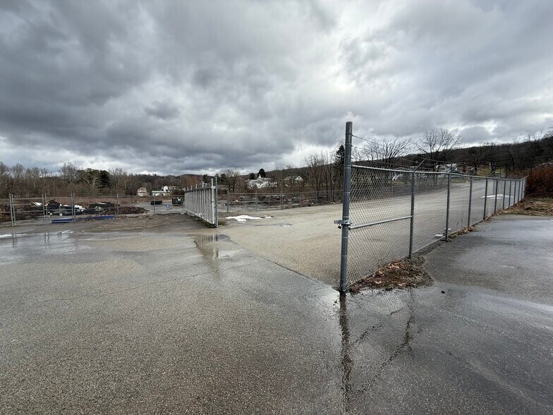 More Photos Of 479 Ferguson Rd, Dunbar Refrigeration Cold Storage For Sale