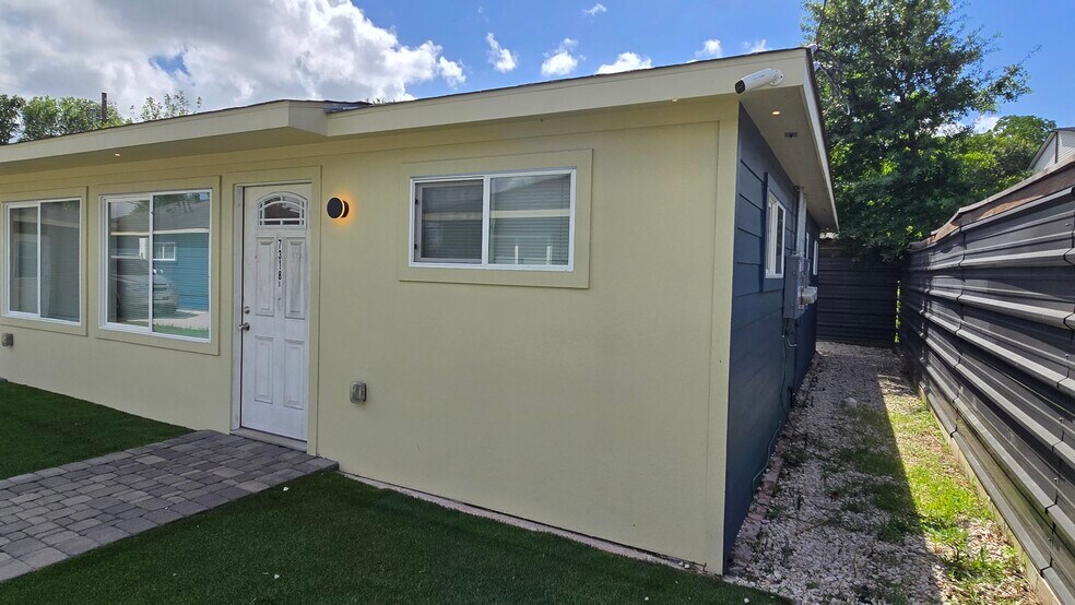 More Photos Of , Houston Multifamily For Sale
