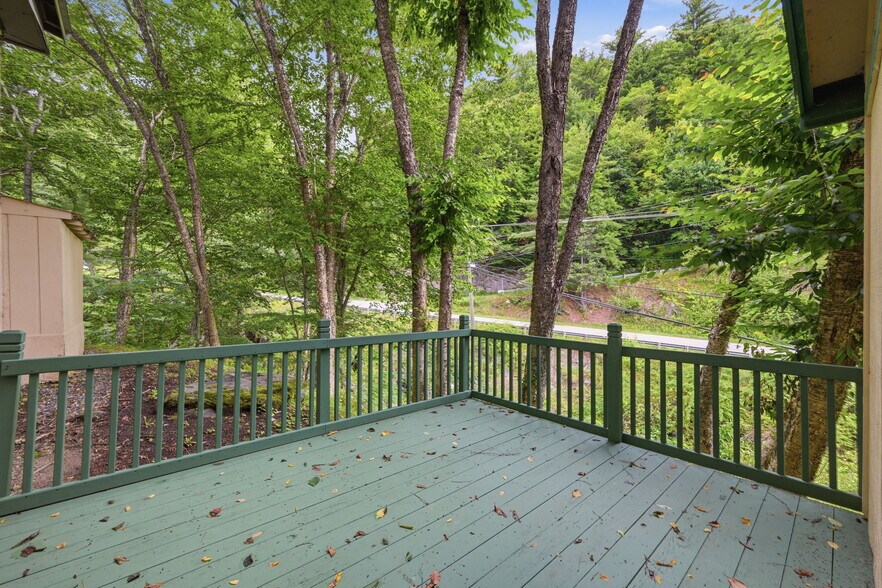 More Photos Of 3385 US Highway 321 S, Blowing Rock Office Residential For Sale