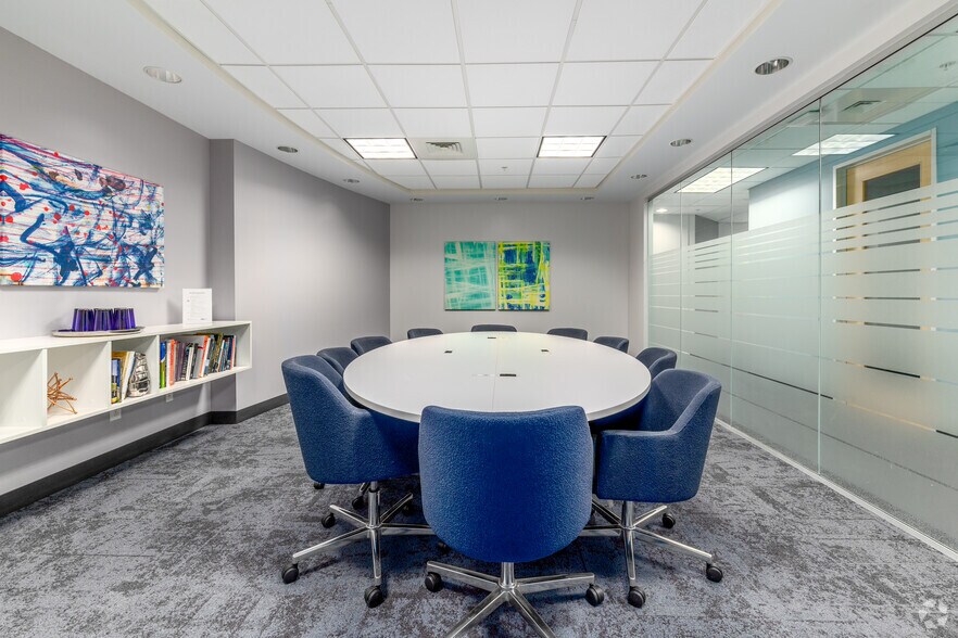 More Photos Of 2015 Ayrsley Town Blvd, Charlotte Office For Lease