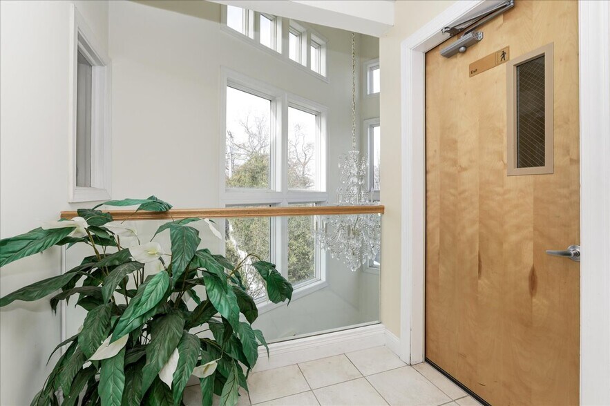 More Photos Of 807 Mantoloking Rd, Brick Office For Sale