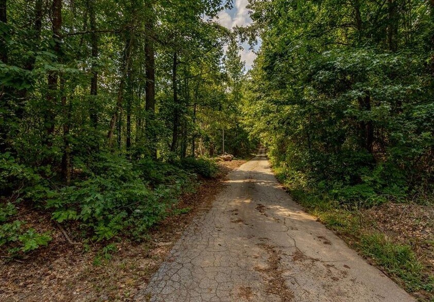 More Photos Of 00 Rock House Rd, Lithia Springs Land For Sale