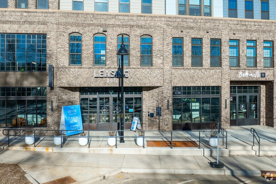 More Photos Of 146 Roberts St, Asheville Apartments For Lease