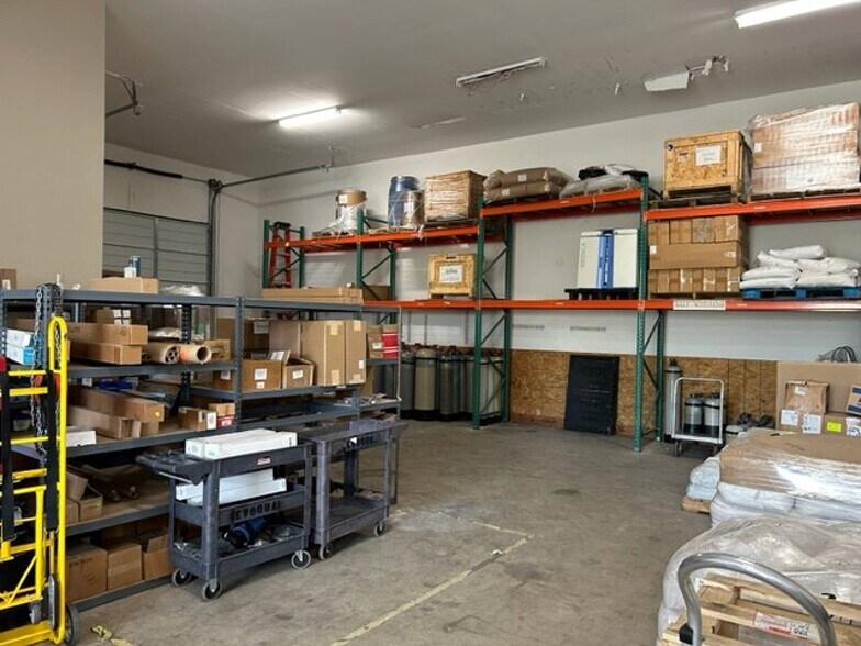 More Photos Of 4722 College Park, San Antonio Light Distribution For Sale