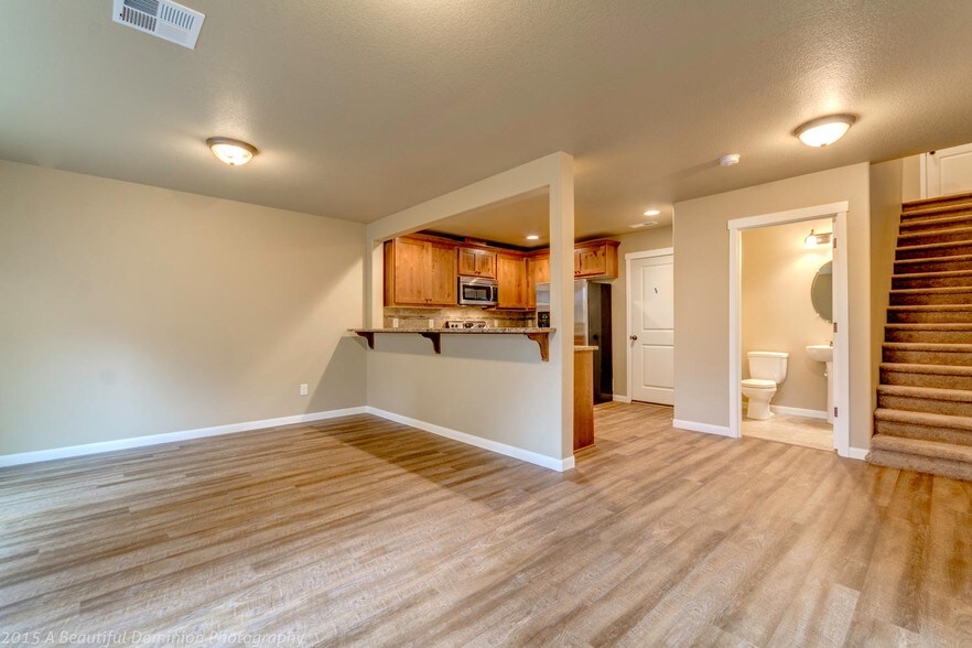 More Photos Of 9700-9816 NE 76th Way, Vancouver Apartments For Sale