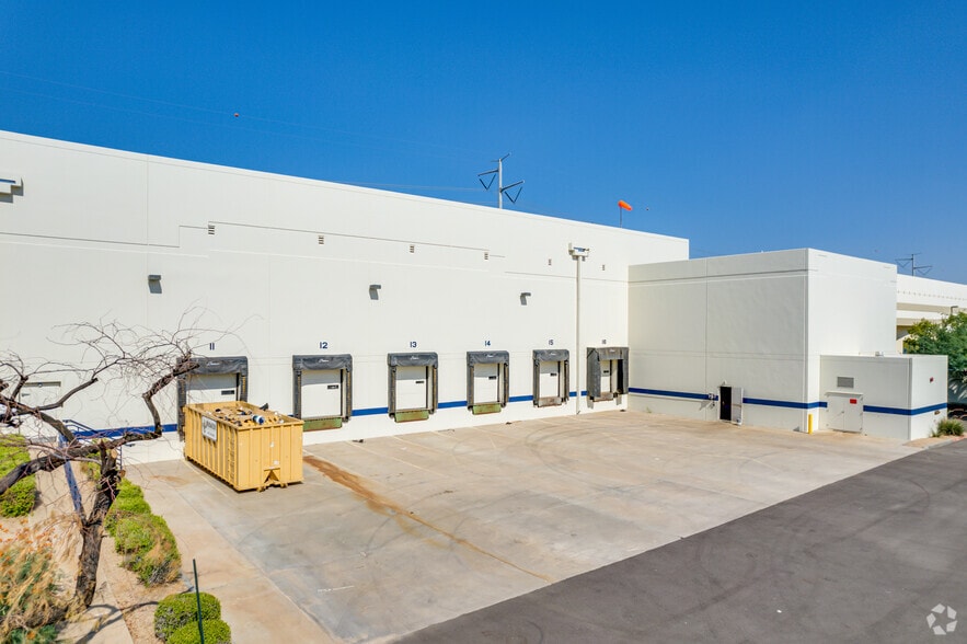 More Photos Of 9310 S McKemy St, Tempe Warehouse For Lease