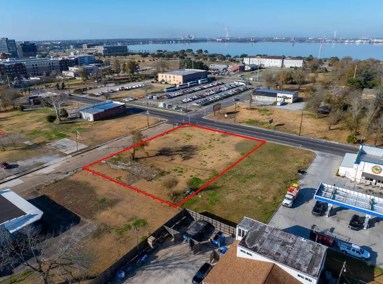 More Photos Of 0 Ryan St, Lake Charles Land For Sale