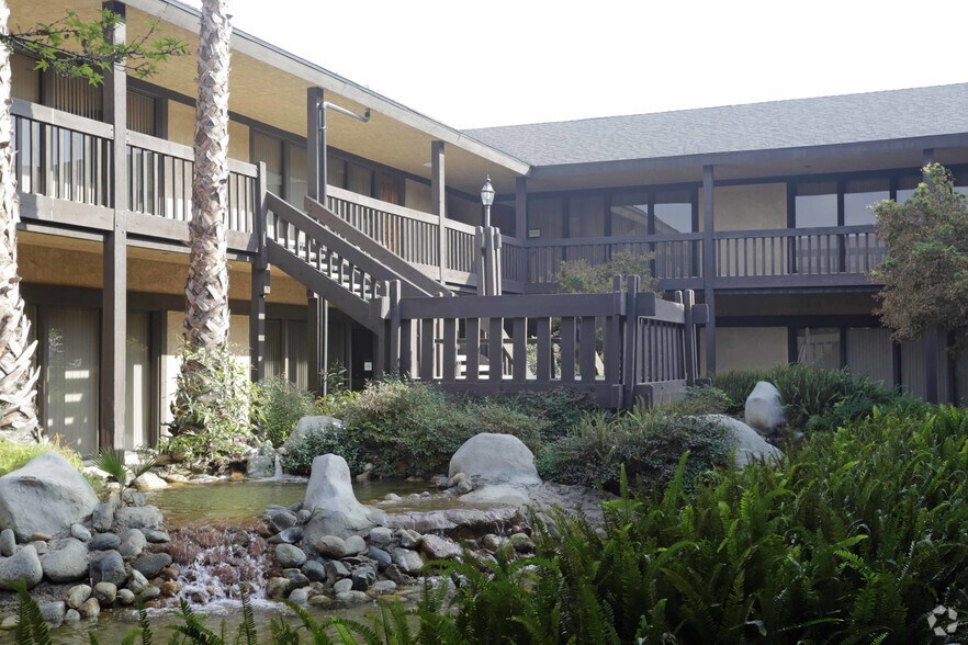 More Photos Of 12631 E Imperial Hwy, Santa Fe Springs Office For Lease