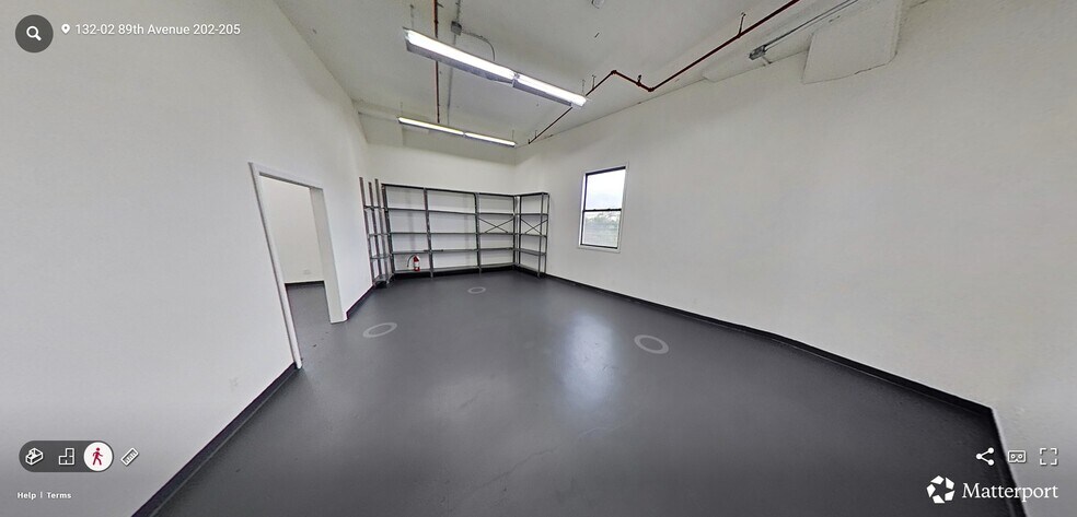 More Photos Of 13202 89th Ave, Richmond Hill Manufacturing For Lease
