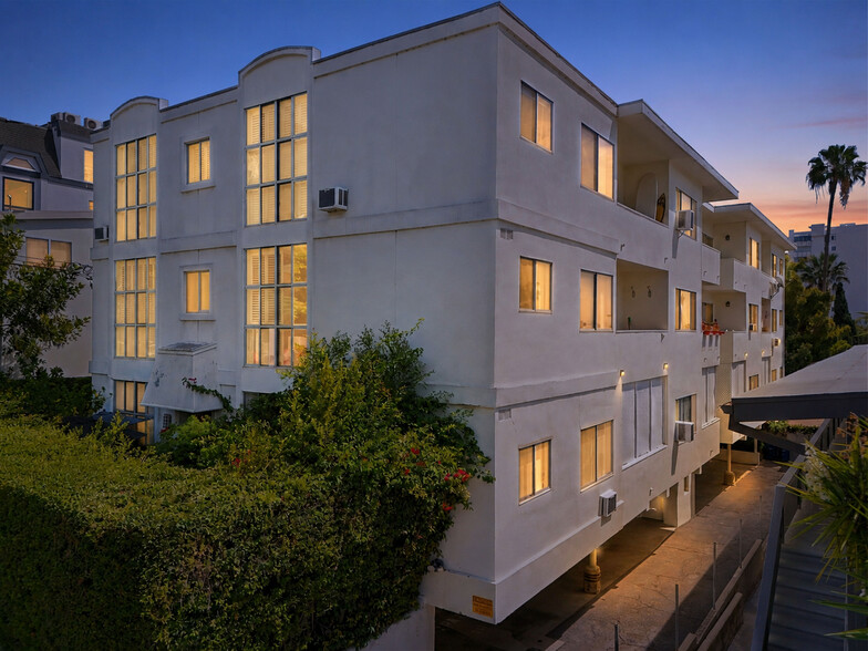Primary Photo Of 1214 N Clark St, West Hollywood Apartments For Sale
