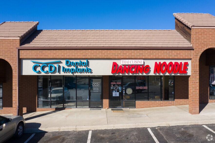 More Photos Of 10841 Crossroads Dr, Parker Storefront For Lease