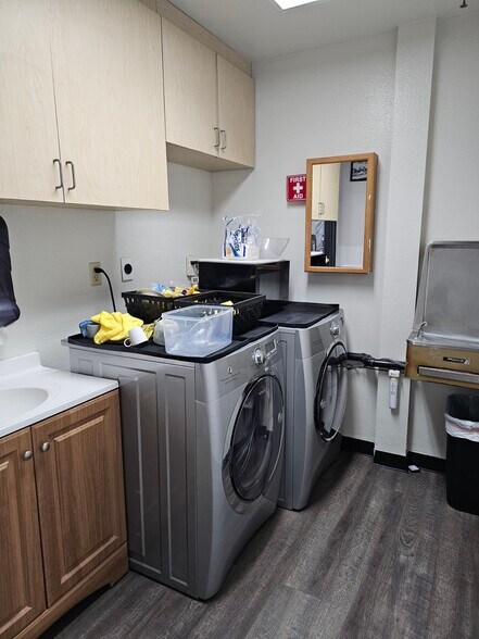 More Photos Of 3518 Lake Center Dr, Santa Ana Warehouse For Lease