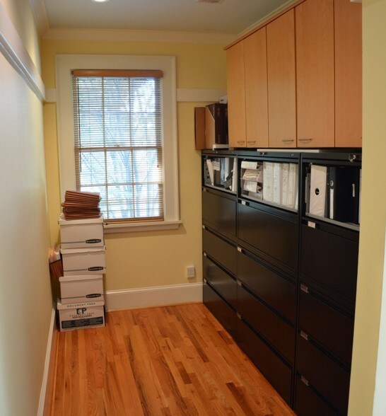 More Photos Of 1629 Monroe Dr, Atlanta Office For Lease