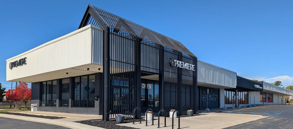 More Photos Of 840 Clark St, Big Rapids Freestanding For Lease