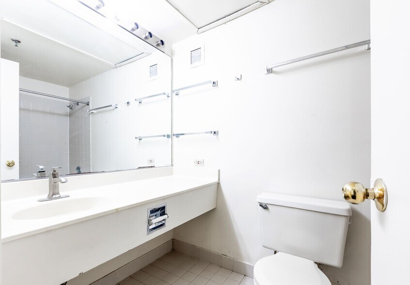 More Photos Of 731 S Plymouth Ct, Chicago Apartments For Sale