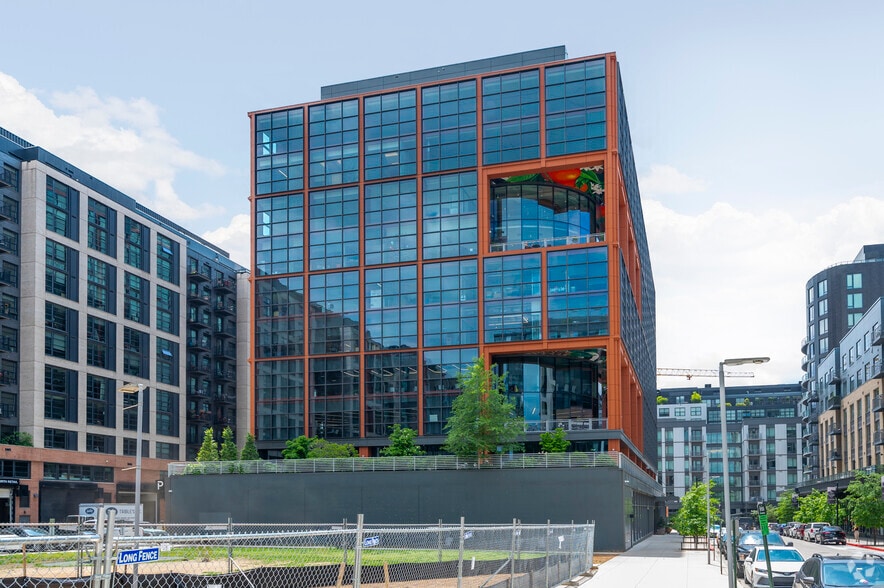 More Photos Of 300 Neal Pl NE, Washington Apartments For Lease