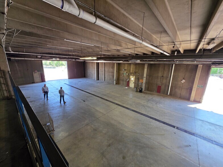 More Photos Of 810 22nd Ave, Greeley Warehouse For Lease