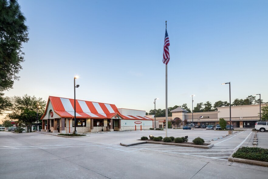 More Photos Of 2105-2129 W Davis St, Conroe Unknown For Lease