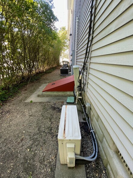 More Photos Of 615 Main St, Toms River Office For Sale