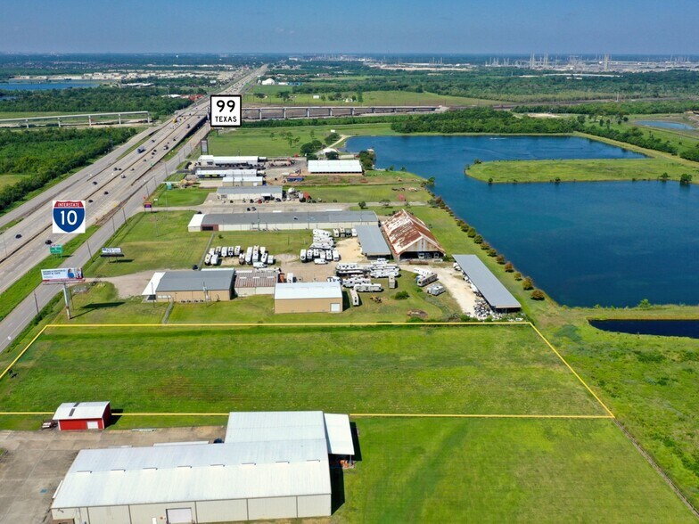 More Photos Of 12545 Interstate 10, Baytown Land For Sale