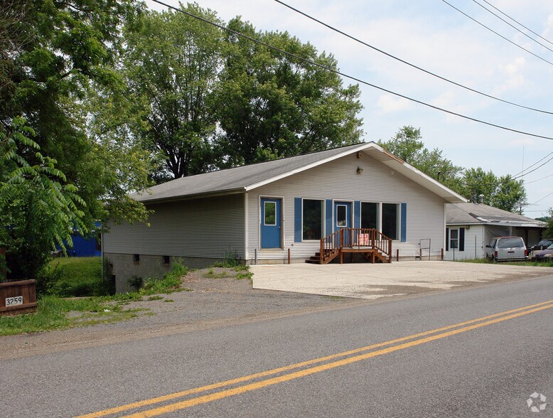 More Photos Of 3249 Coral Rd, Malvern Office For Sale